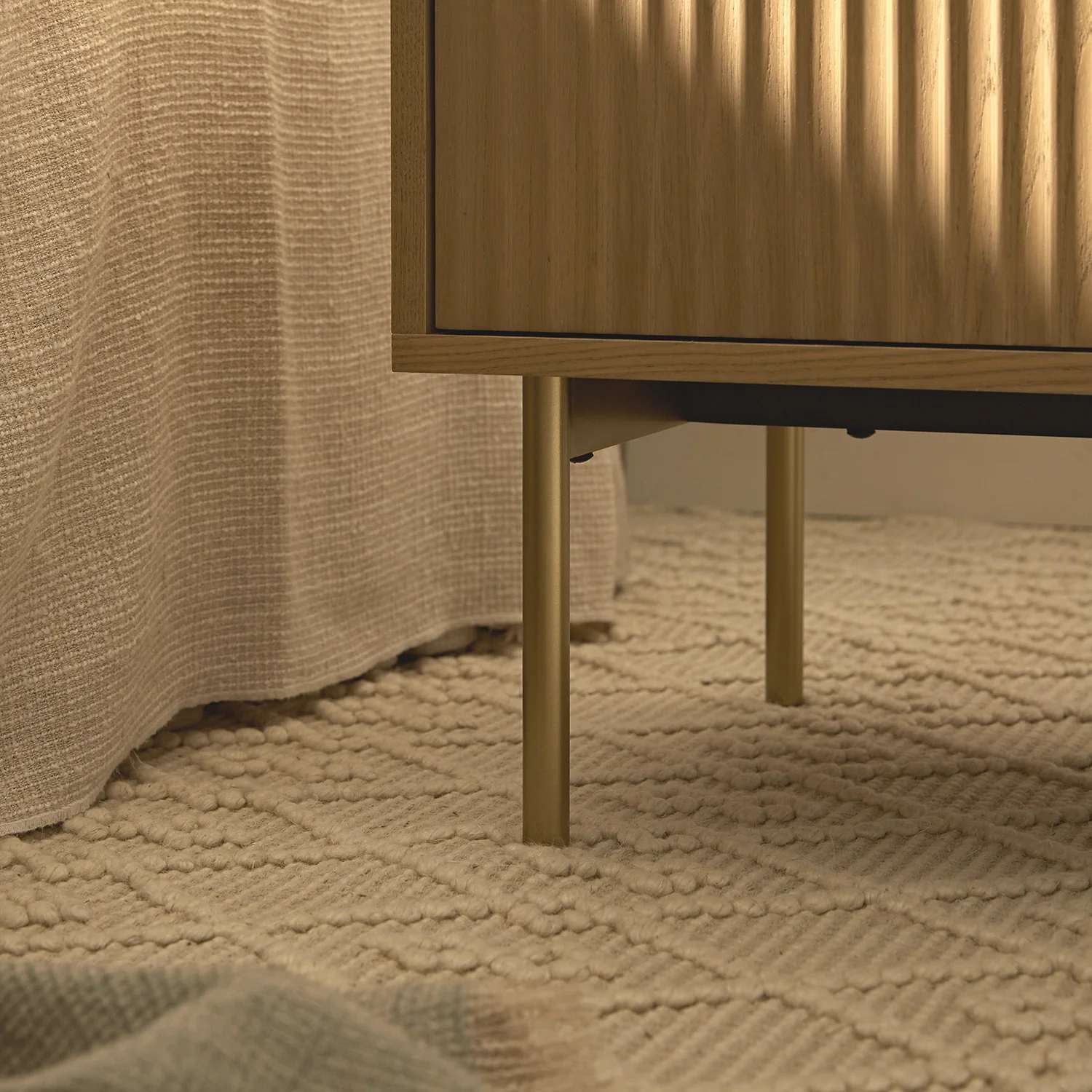 Richmond Ridged 2 Drawer Bedside Table, Light Ash - Image 6
