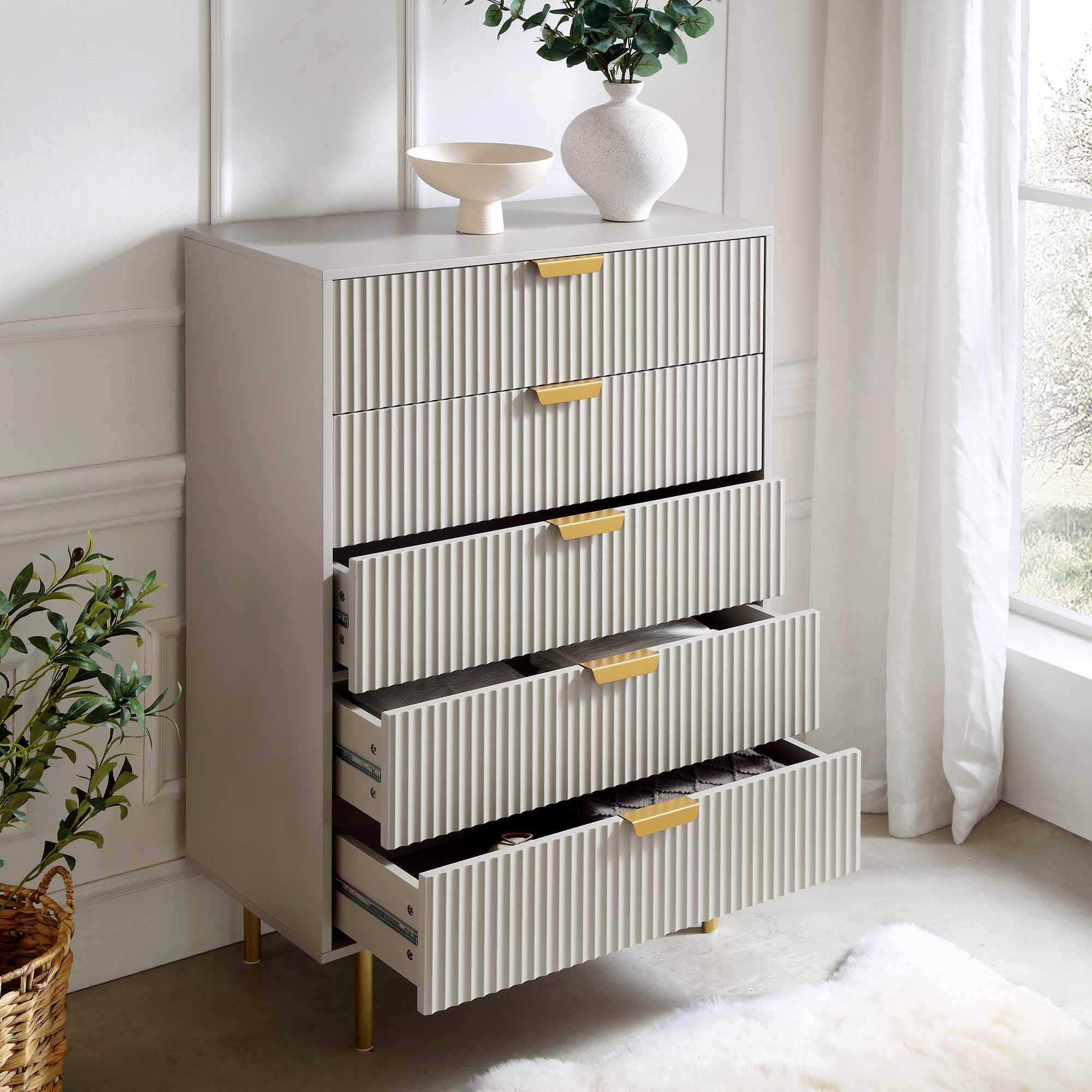Richmond Ridged Chest of 5 Drawers, Matte Taupe - Image 3