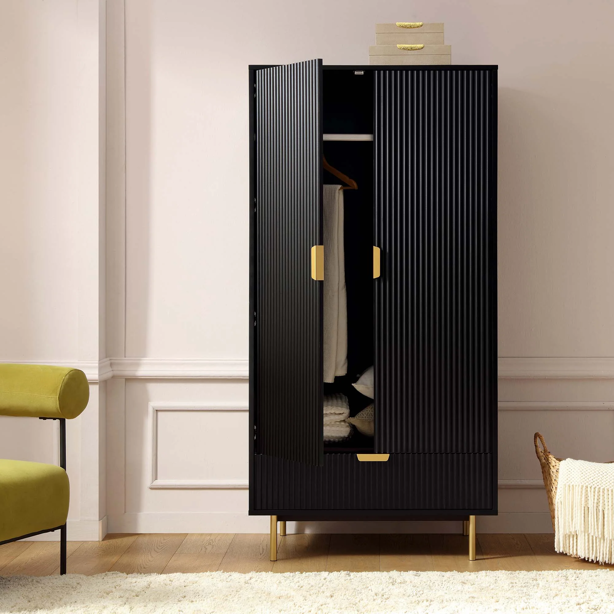 Richmond Ridged Double Wardrobe with Drawer, Matte Black - Image 3