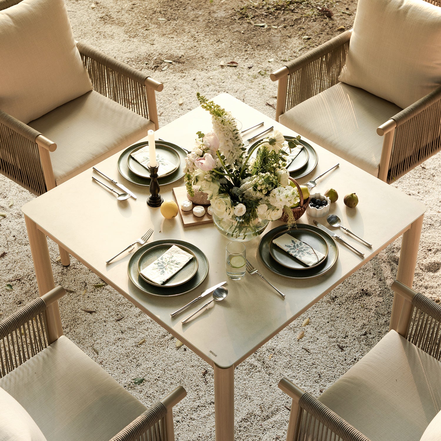 Soller Indoor and Outdoor Rope Weave 4-Seater Square Dining Set - Image 3
