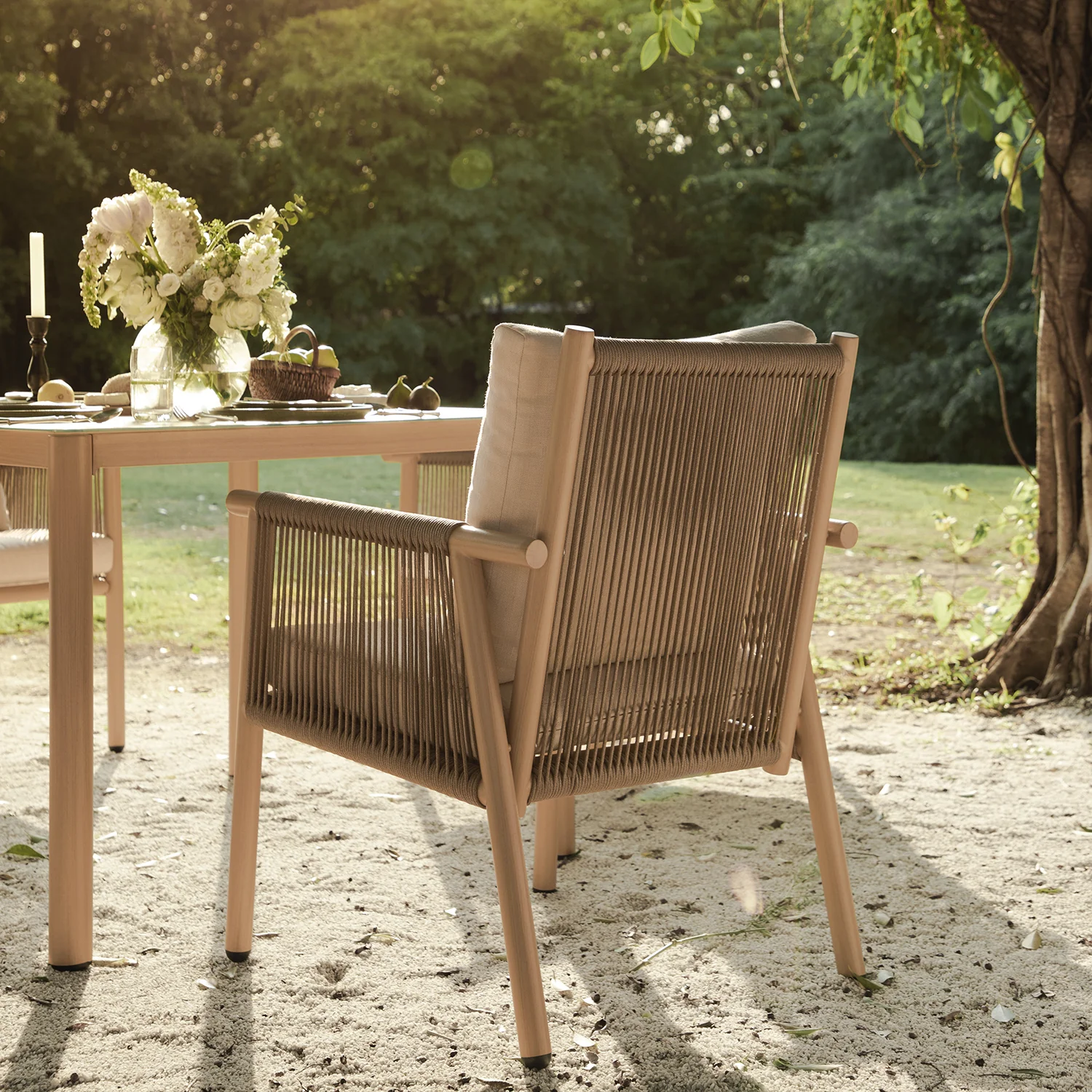Soller Indoor and Outdoor Rope Weave 4-Seater Square Dining Set - Image 6
