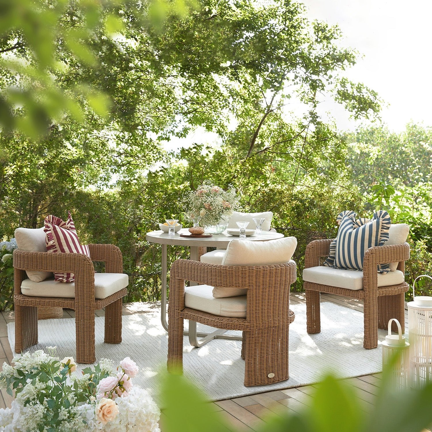Stanford Round Wicker Outdoor 4-Seater Round Dining Set, Natural - Image 3