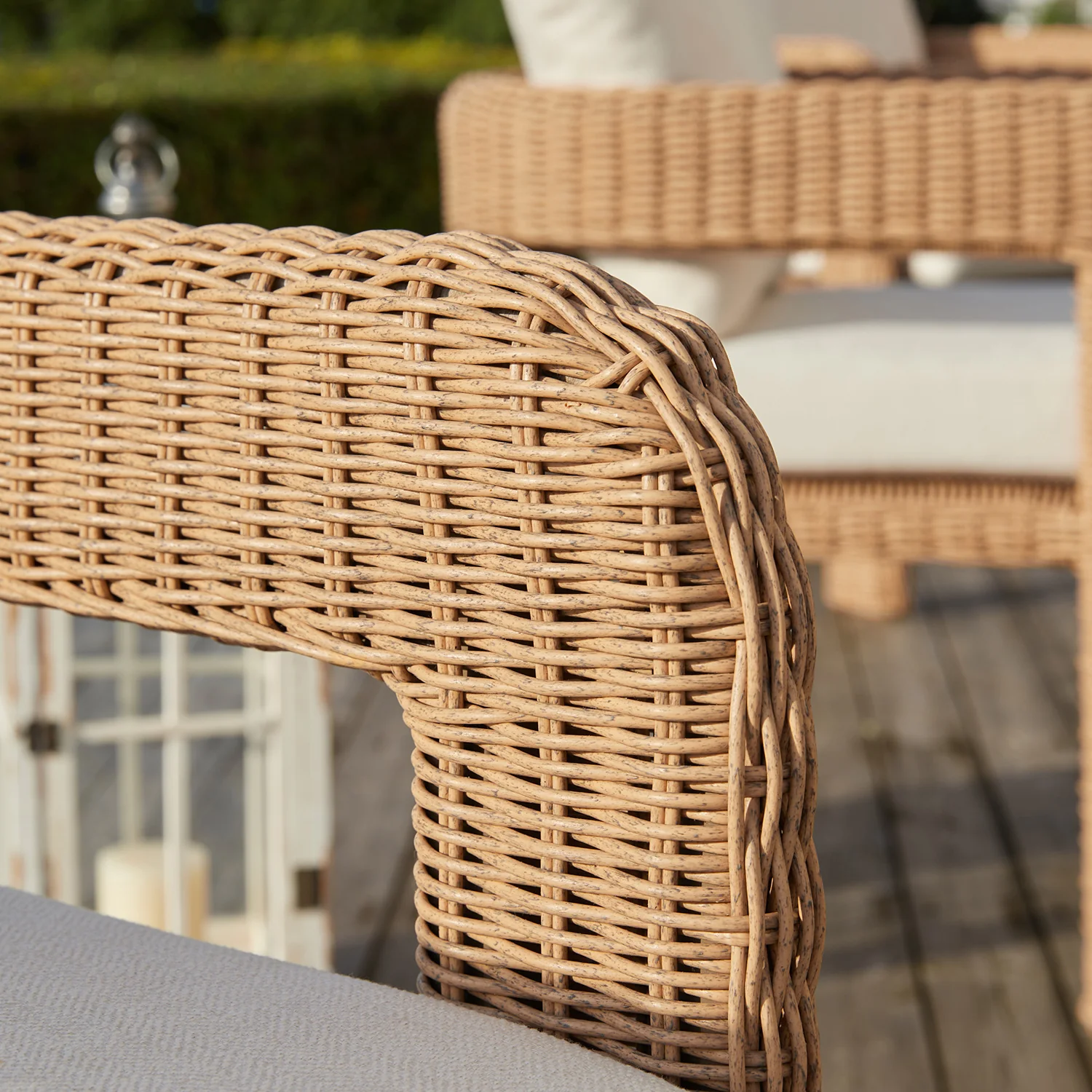 Stanford Round Wicker Outdoor 6-Seater Rectangular Dining Set, Natural - Image 9