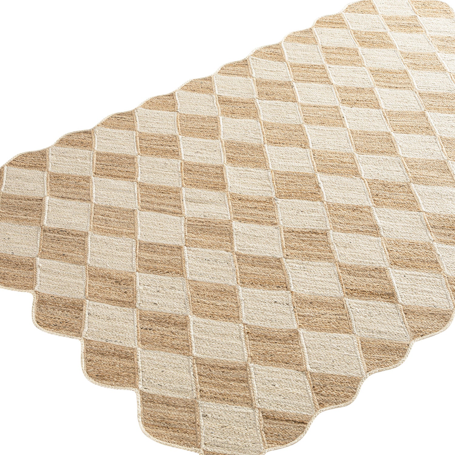 Tabitha Harlequin Diamond Scallop Natural & Bleached Jute Hand Braided Rug - Image 3