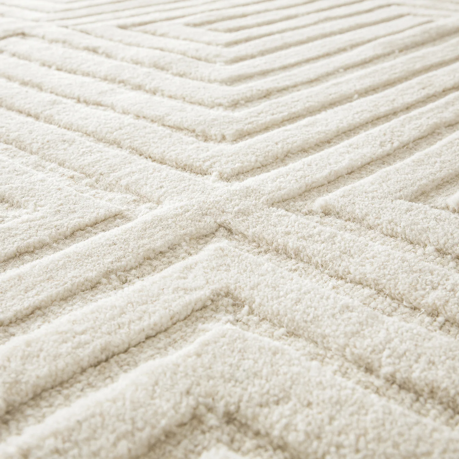 Treviso Ivory Hand Tufted Wool Rug - Image 7