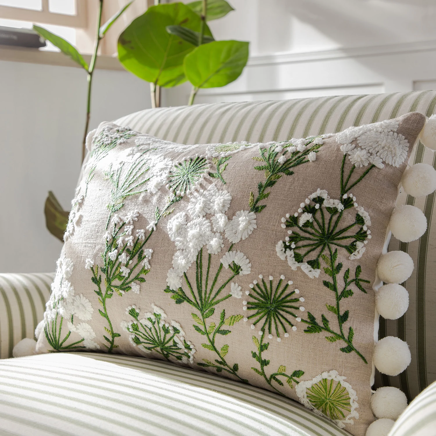 Country Collection Wildflower Rectangular Linen Pom Pom Cushion - Image 2