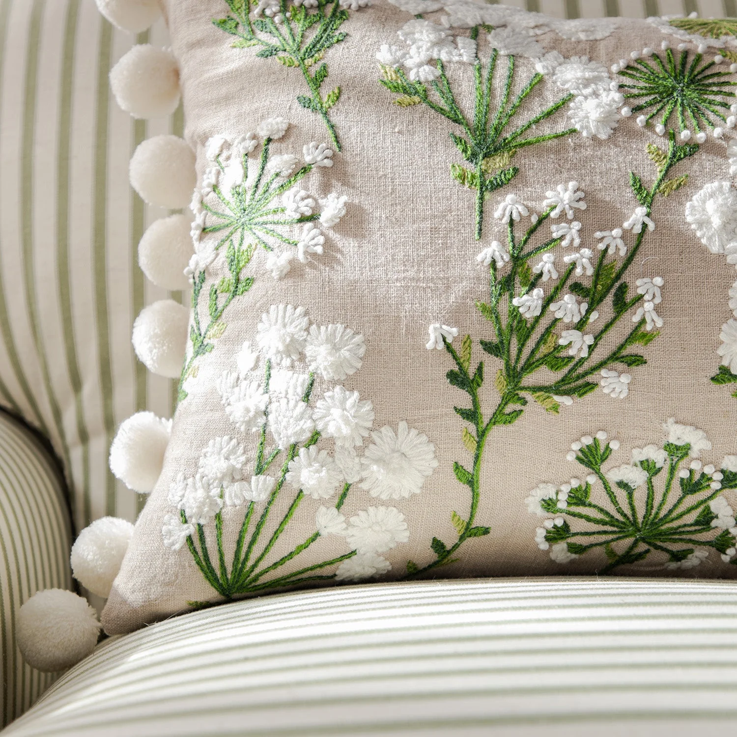 Country Collection Wildflower Rectangular Linen Pom Pom Cushion - Image 5