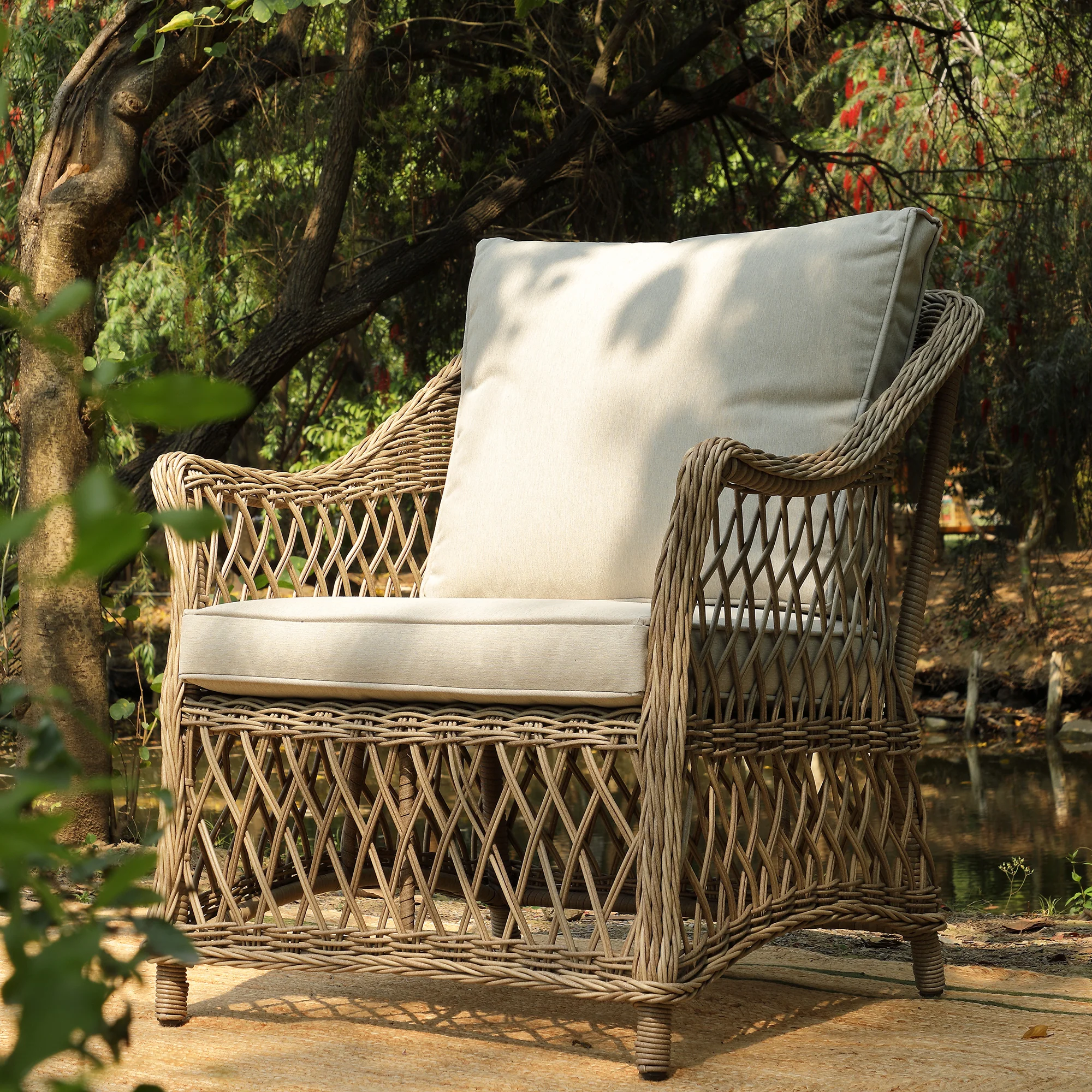 Willowbrook Lattice Weave Rattan 5-Seater Sofa Set with Rising Table, Natural - Image 10