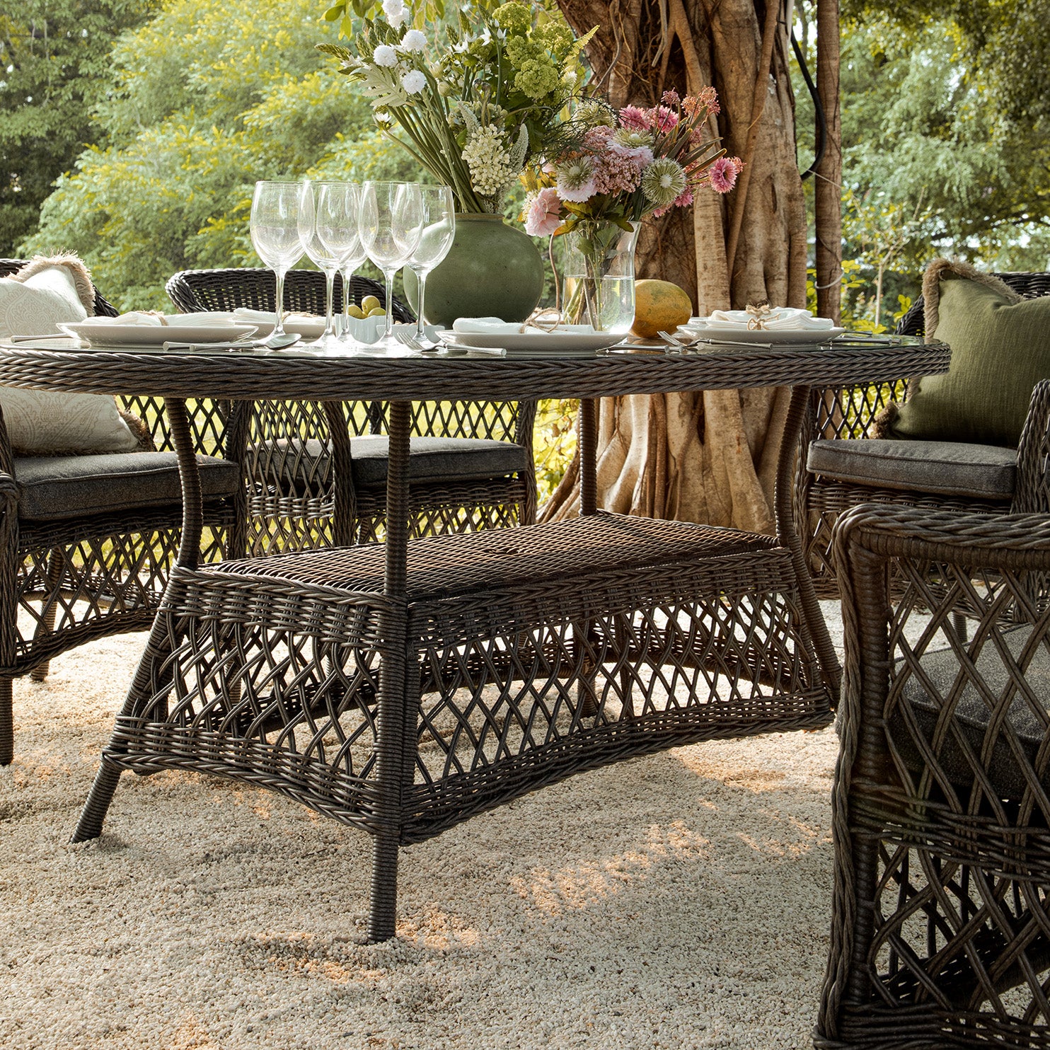 Willowbrook Lattice Weave Rattan 6-Seater Oval Dining Set, Dark Grey - Image 5