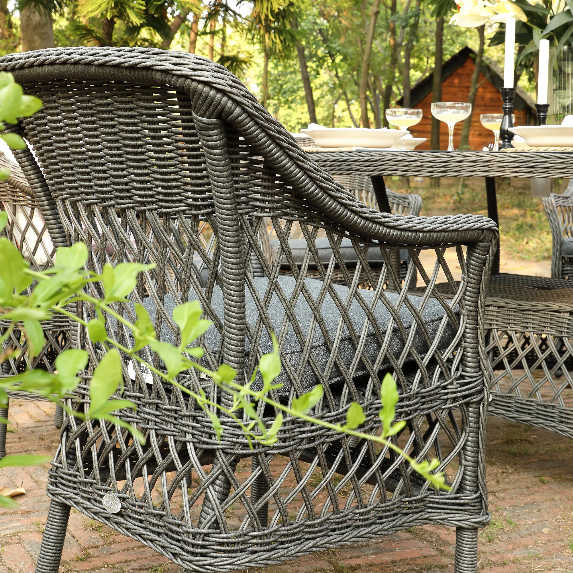 Willowbrook Lattice Weave Rattan 6-Seater Round Dining Set, Dark Grey - Image 6